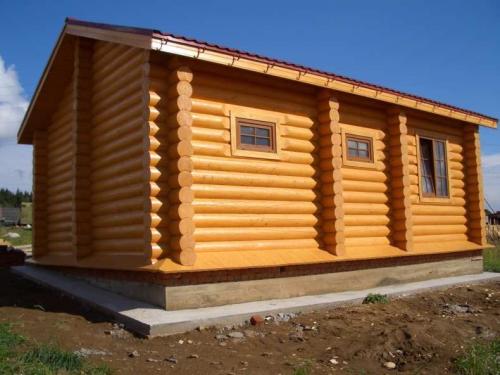 Маленькая баня из бревна. Проекты бань из бревна: фото самых красивых примеров построек с мансардой и террасой, 4х6 и 6х6 метров из оцилиндрованного бруса