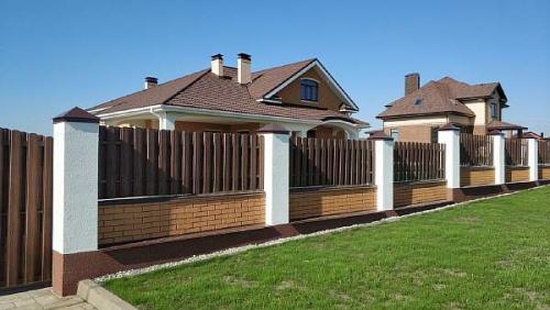 Можно ли строить беседку вплотную к забору. Общие требования к беседке для барбекю