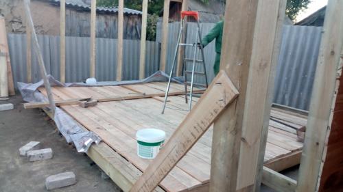 Бюджетная баня своими руками. Отличная бюджетная баня 6*4 всего за месяц своими руками.