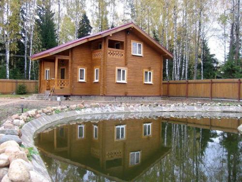 Как построить дом из бруса одному. Дом из бруса своими руками