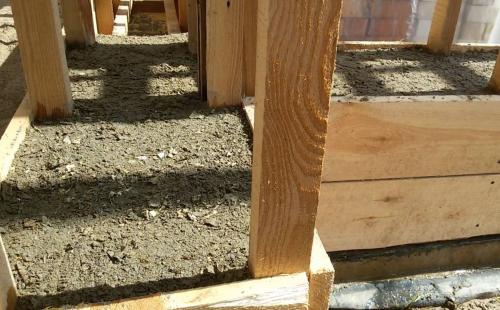 Дом из опилок. Технология постройки дома из опилок и цемента самостоятельно