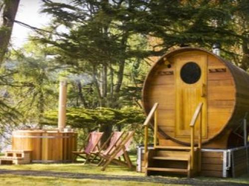 Чем каркасно-щитовая баня отличается от просто каркасной. Каркасный и щитовой дом — чем они отличаются друг от друга и что выбрать? 01 Чем каркасно-щитовая баня отличается от просто каркасной. Каркасный и щитовой дом — чем они отличаются друг от друга и что выбрать? 01