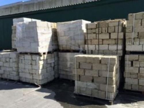 Из чего построить дом для постоянного проживания. Бетонные блоки 03