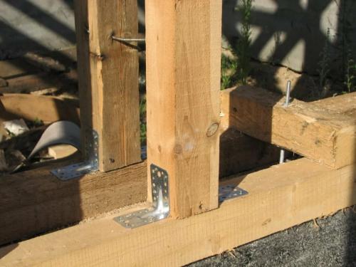 Каркасный дом 10 на 10 своими руками. Последовательность выполнения строительных работ