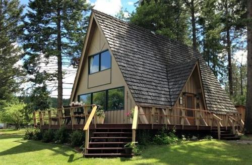 Дом-шалаш, как называется. Примеры готовых проектов: естественная простота и вызывающая дерзость